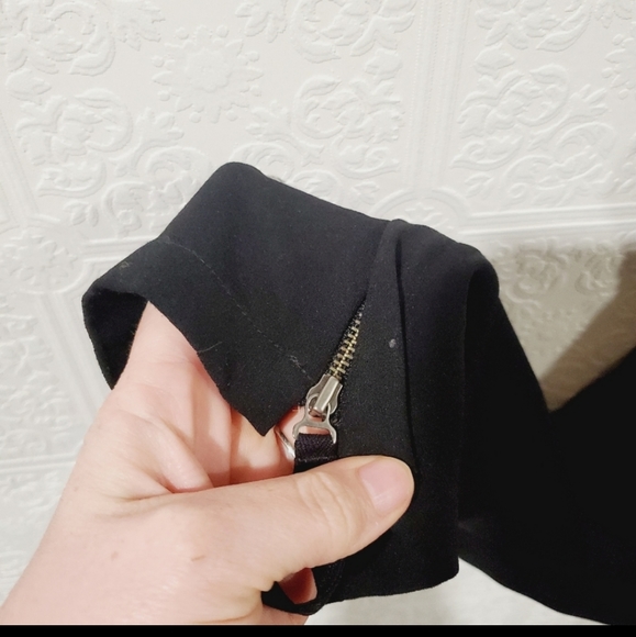 Aritzia Babaton trousers - Picture 3 of 8